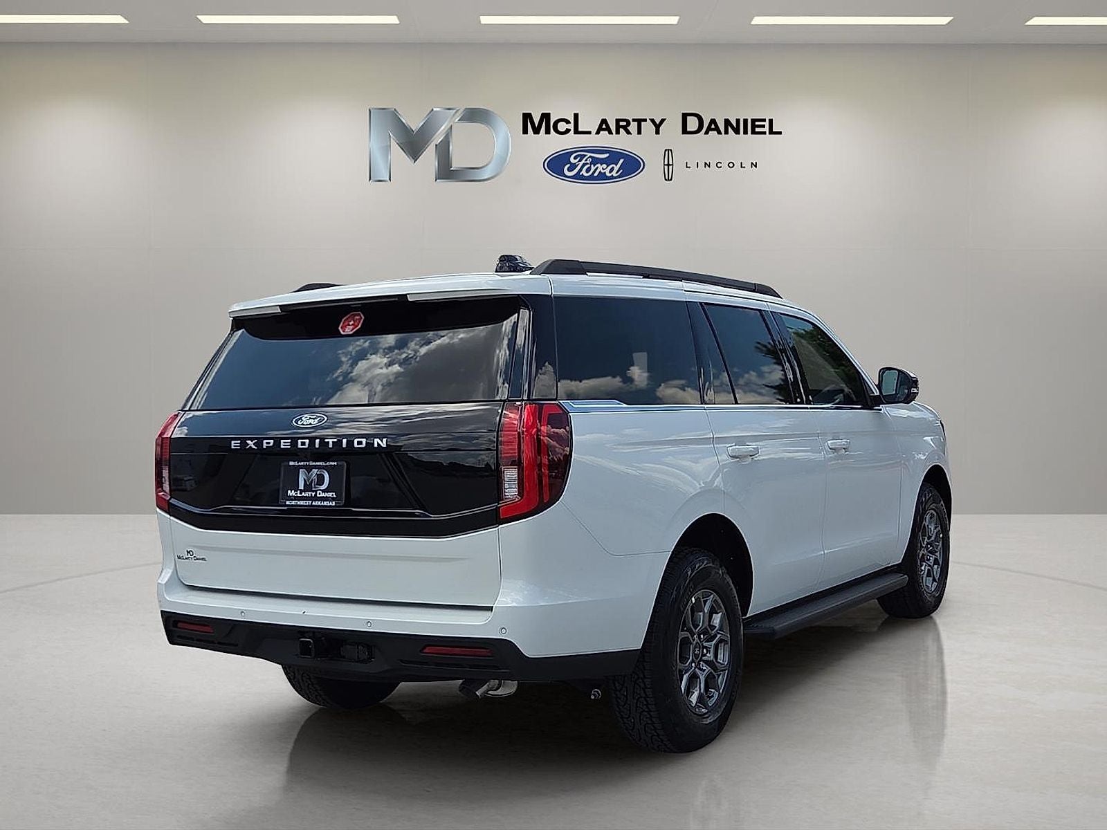 2027 Ford Expedition Active