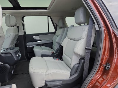 2027 Ford Expedition Active