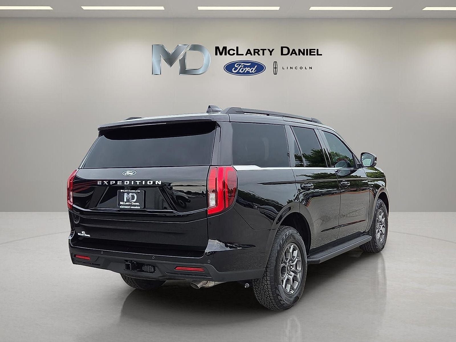 2027 Ford Expedition Active