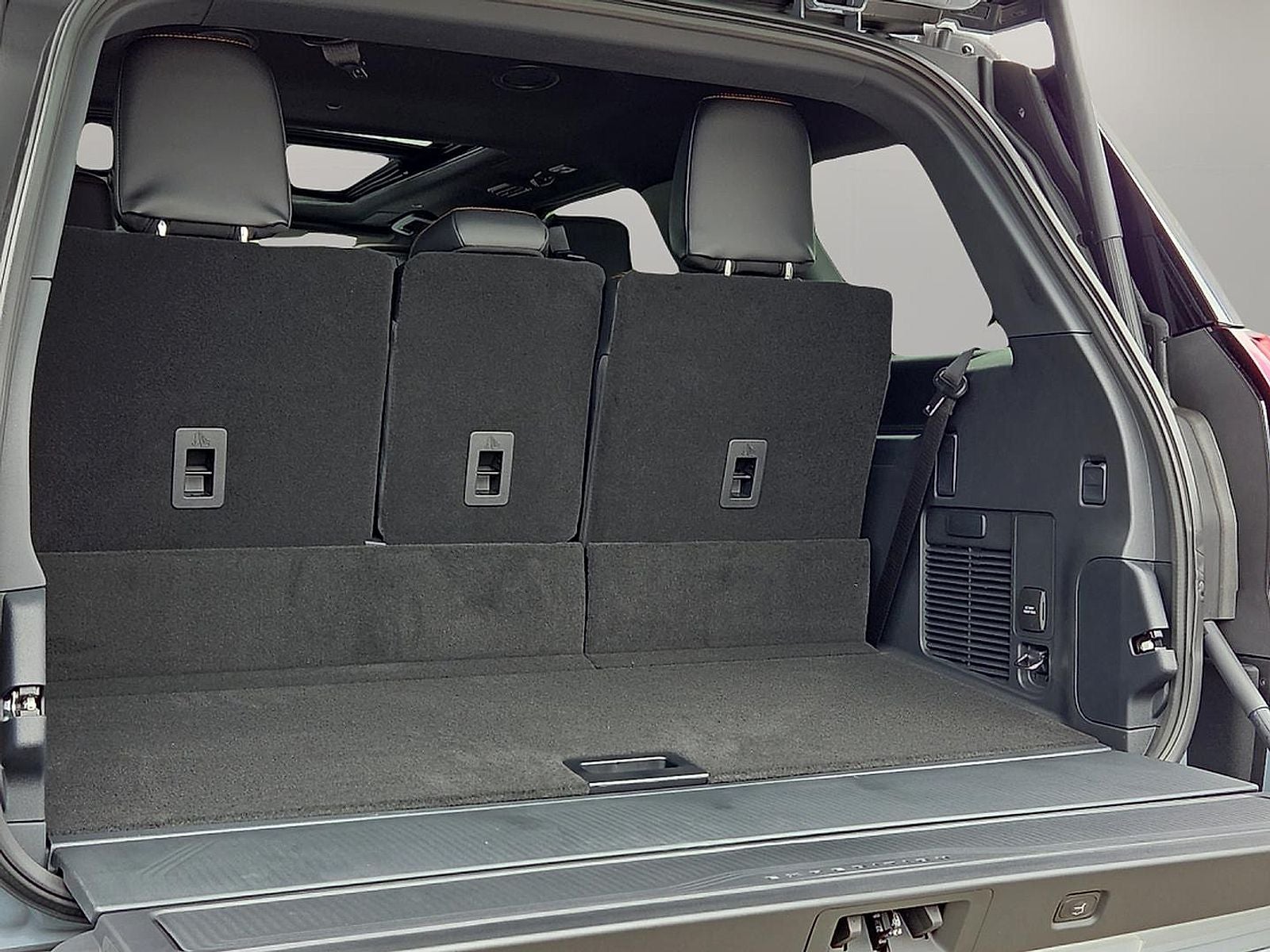 2027 Ford Expedition Tremor
