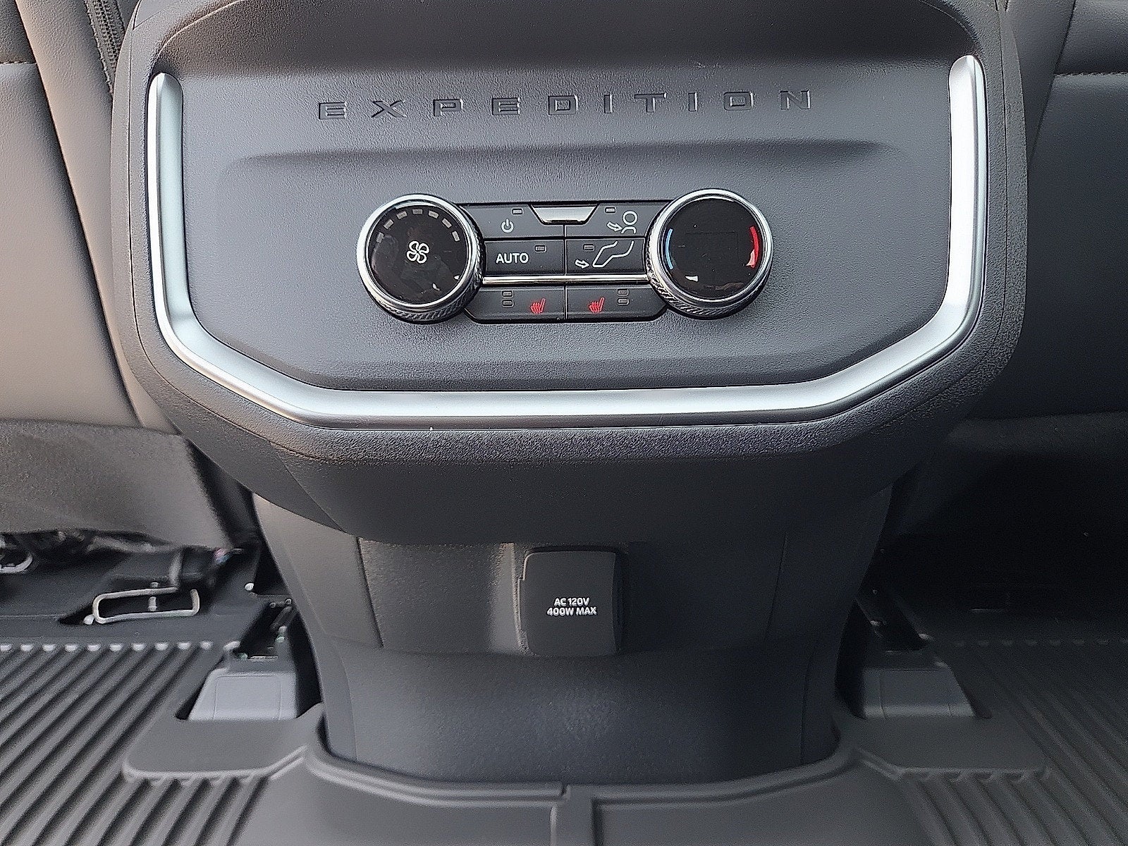 2027 Ford Expedition Tremor