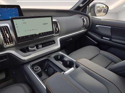 2027 Ford Expedition Tremor