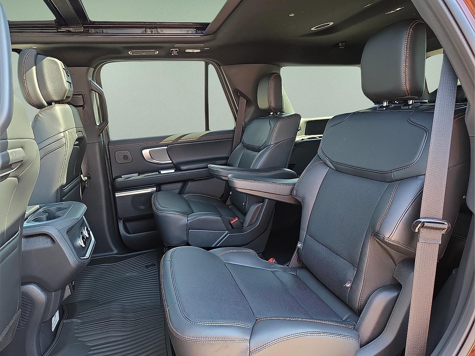 2027 Ford Expedition Tremor