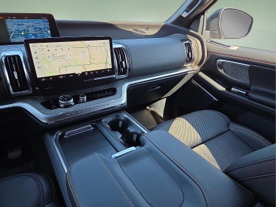 2027 Ford Expedition Tremor