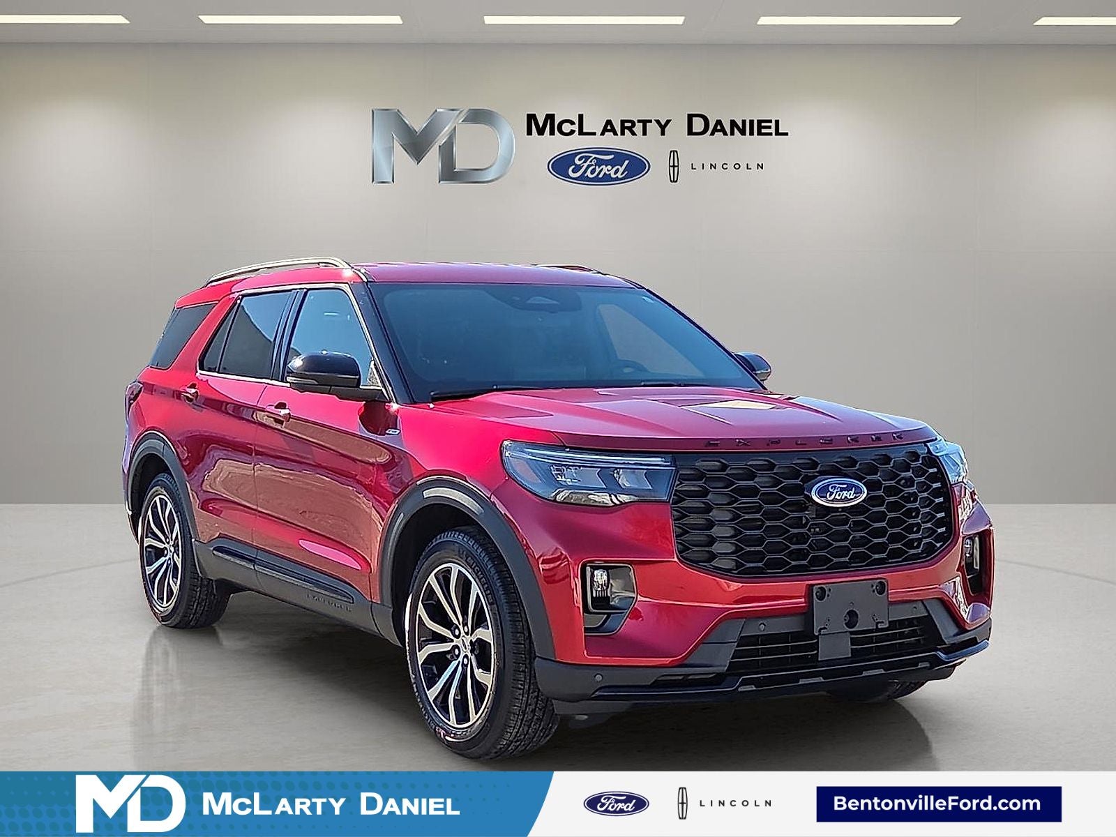2026 Ford Explorer ST-LINE RWD's photo
