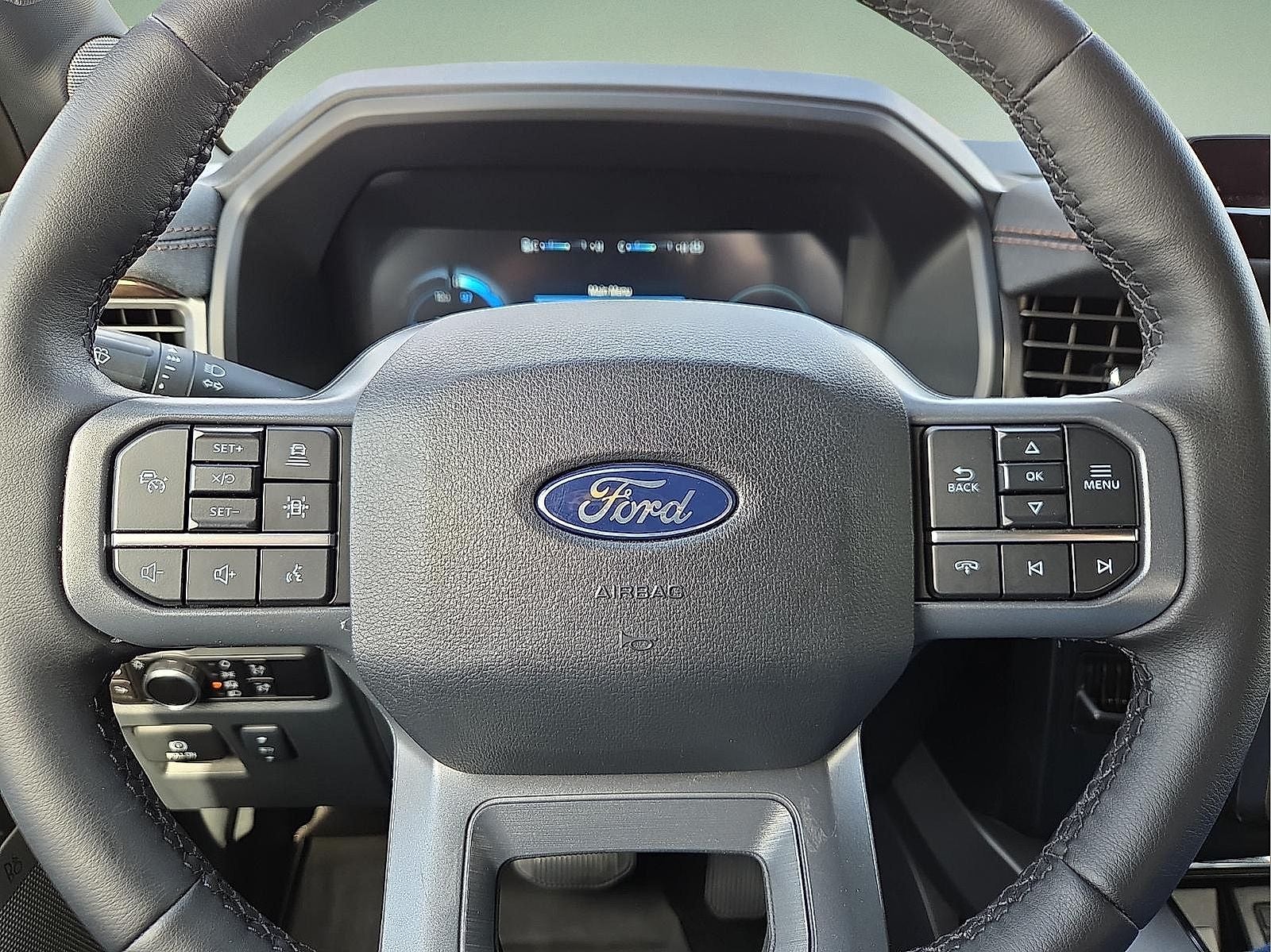 2025 Ford F-150 Lightning Lariat