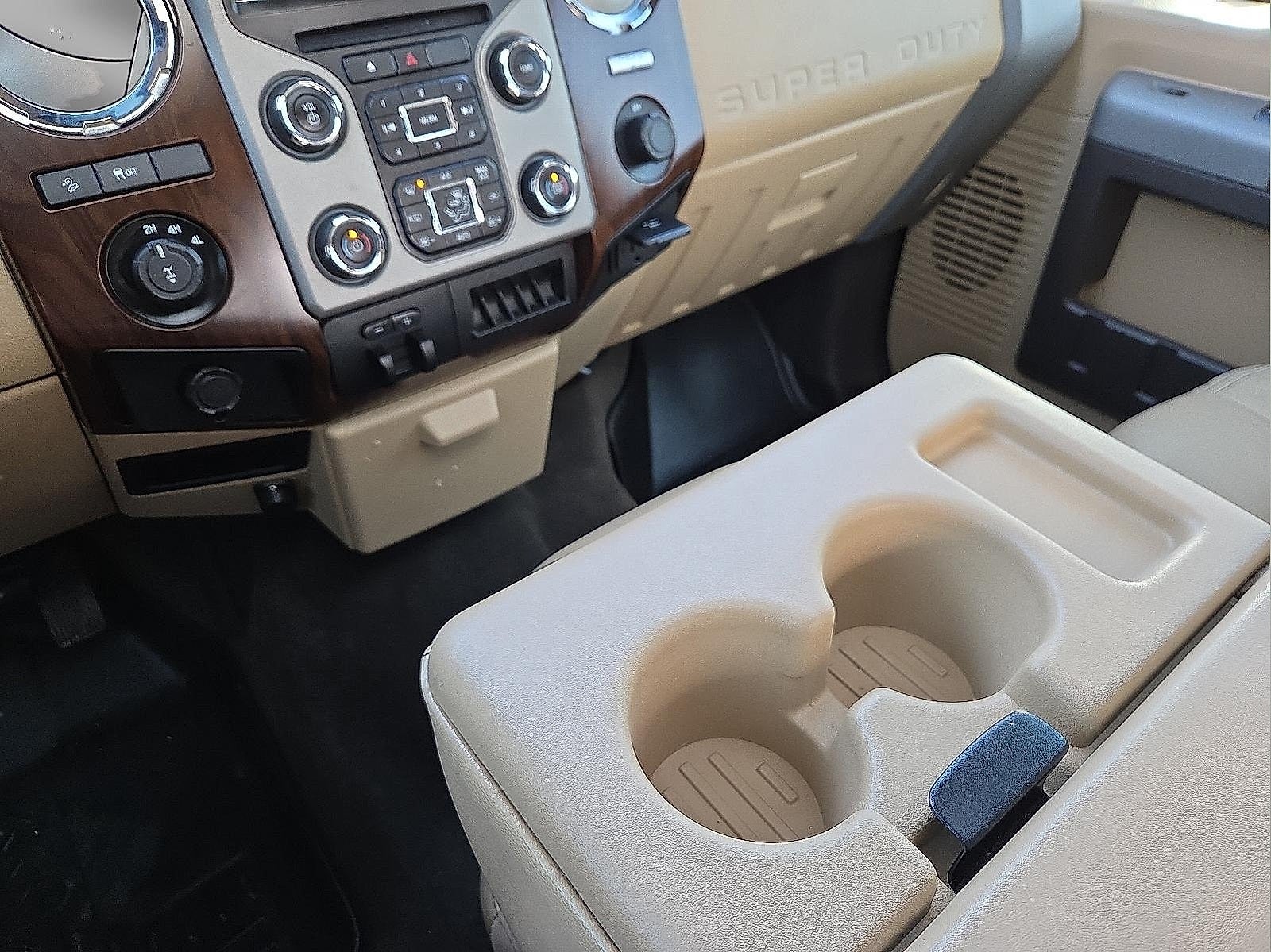 2014 Ford F-250SD Lariat