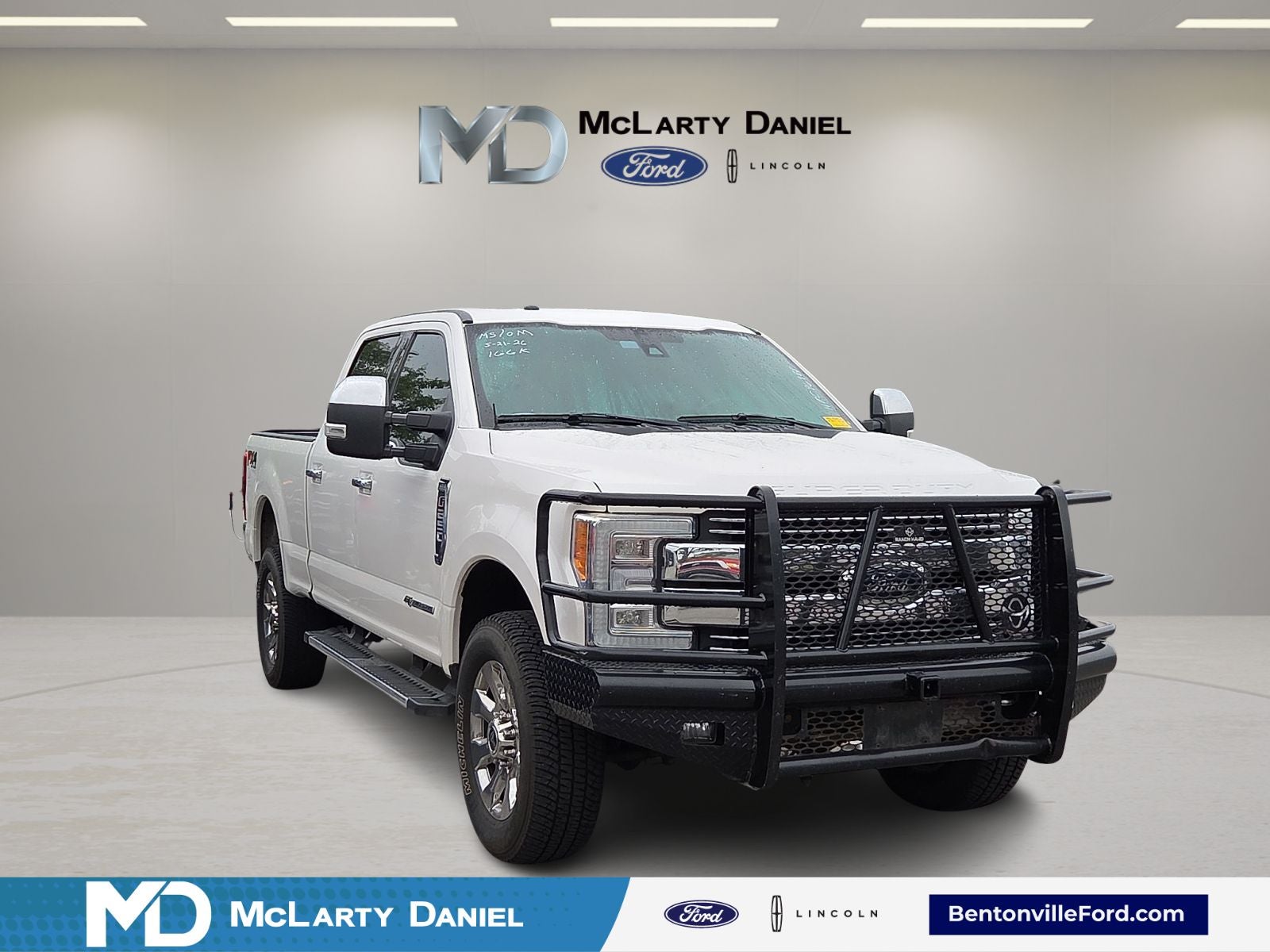 2017 Ford F-250 Lariat 4x4 Crew Cab 6-3/4' Box's photo