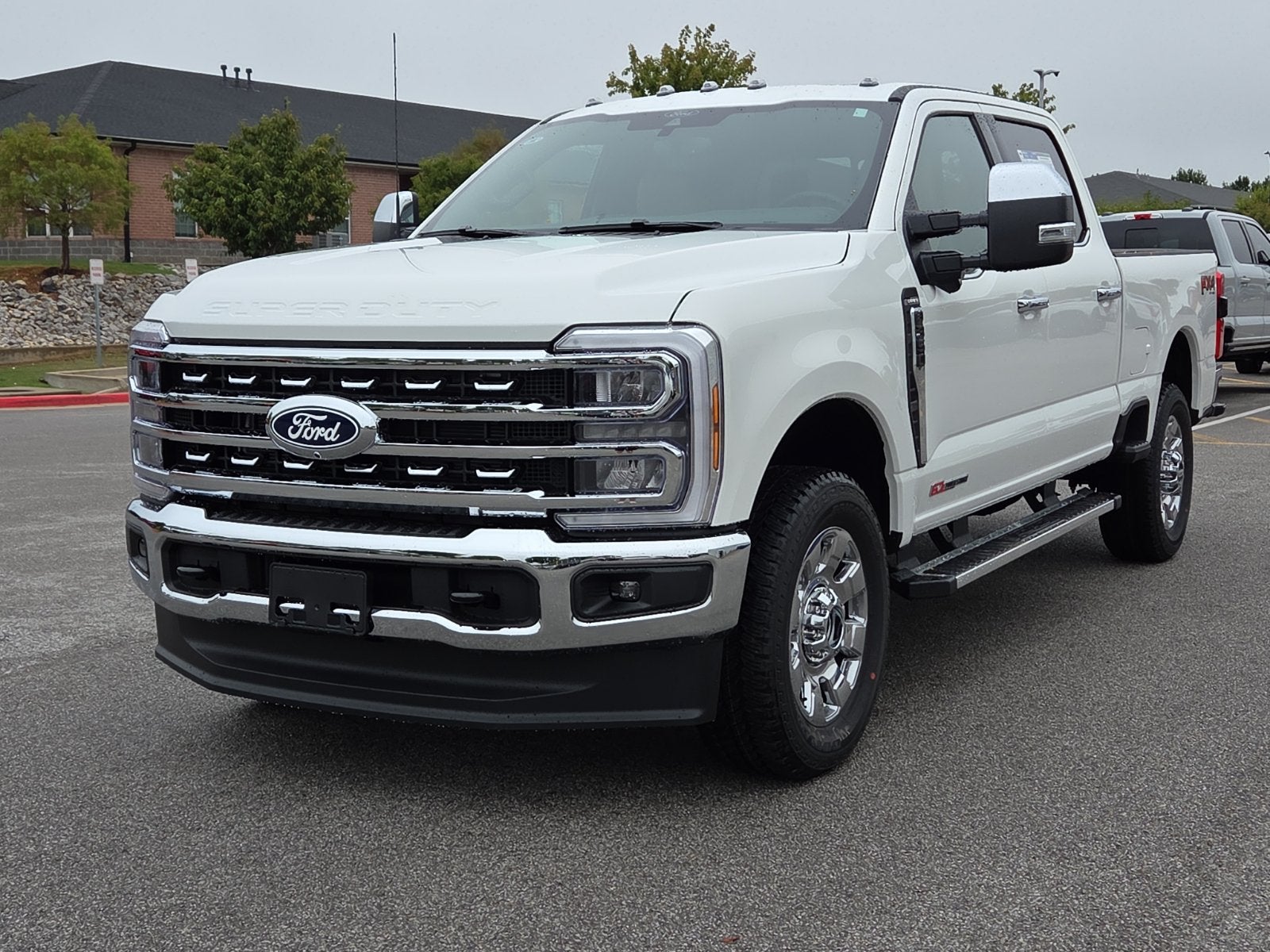 2027 Ford F-350SD Lariat