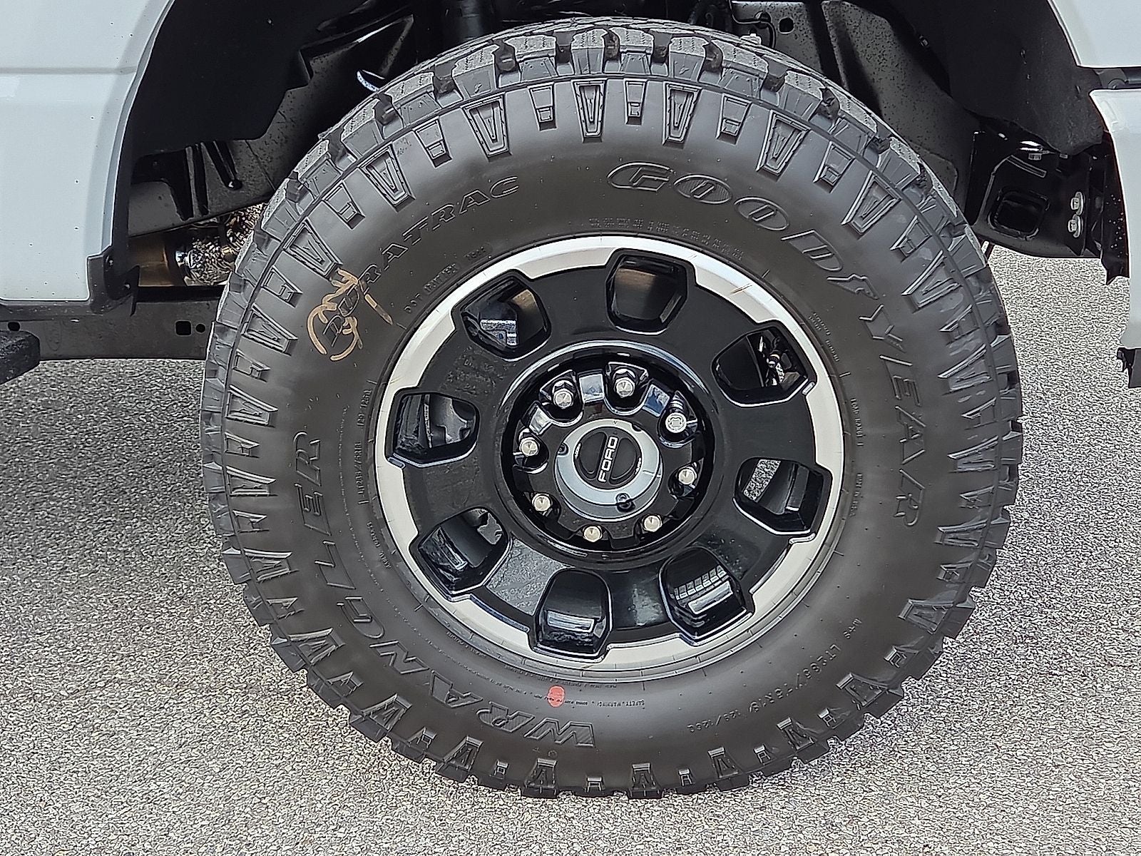 2026 Ford F-350SD Lariat