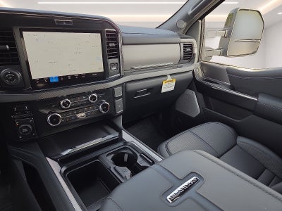 2027 Ford F-350SD Platinum