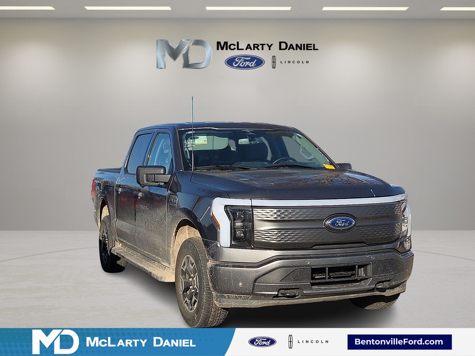 2023 Ford F-150 Lightning XLT