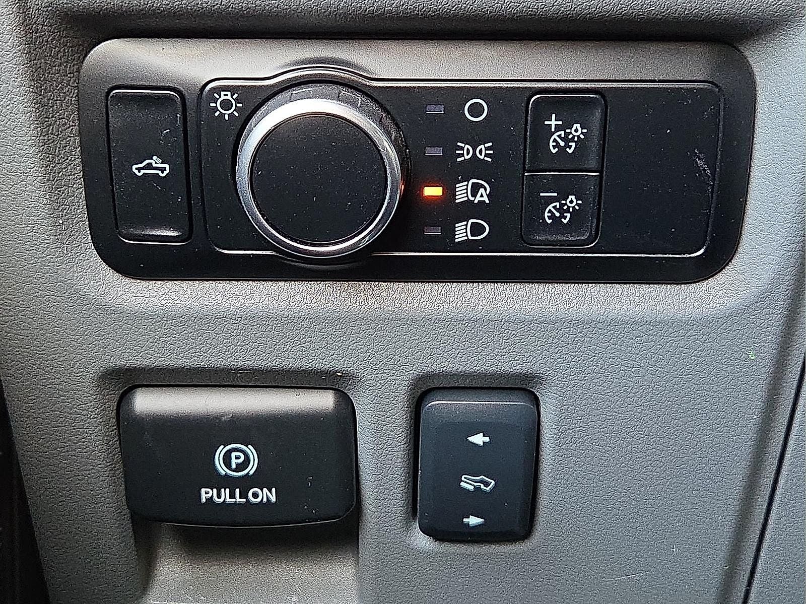 2024 Ford F-150 Lightning XLT