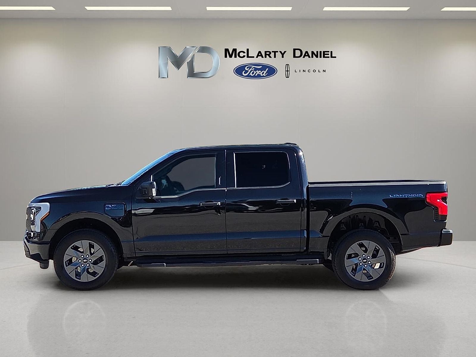 2024 Ford F-150 Lightning XLT