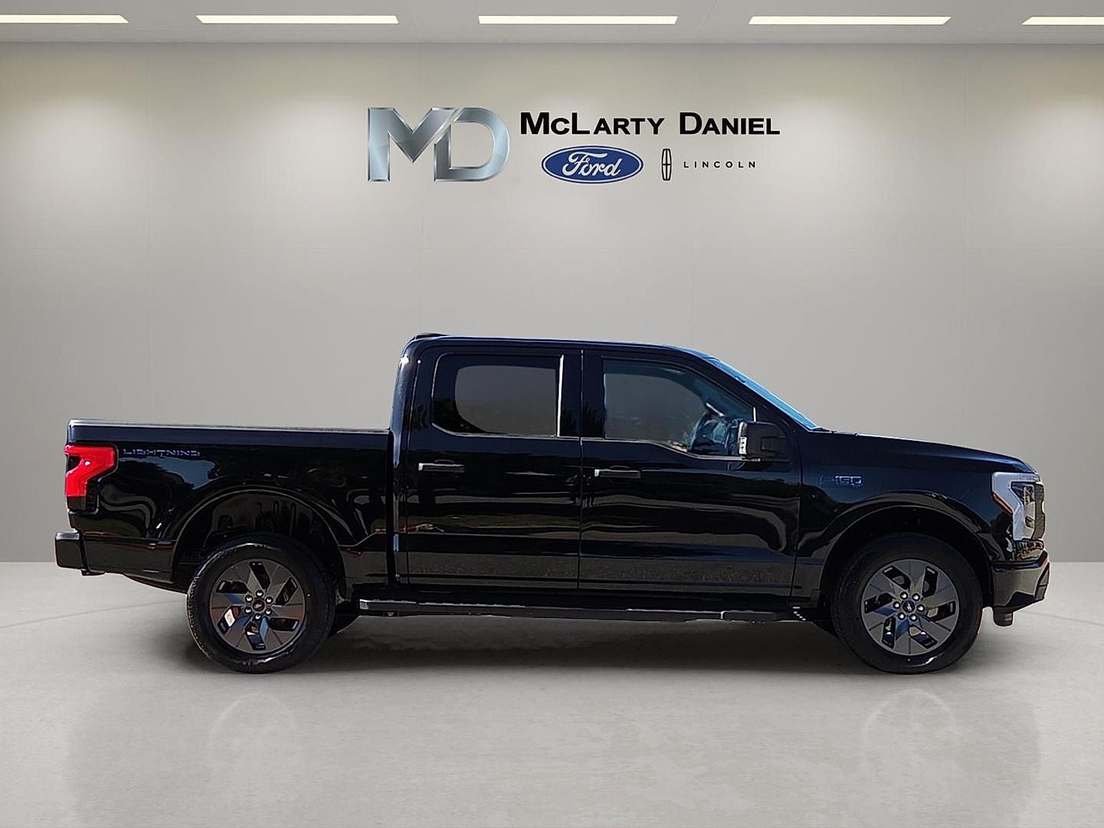 2024 Ford F-150 Lightning XLT