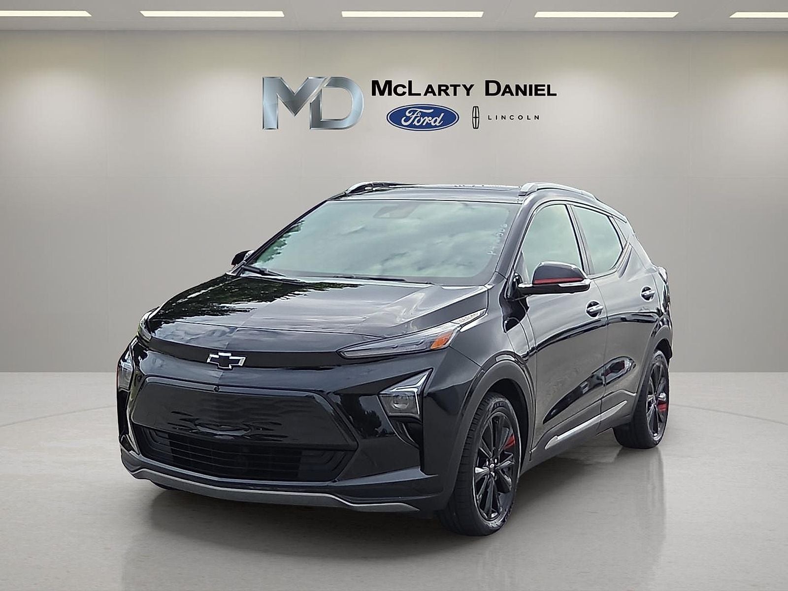 Used 2023 Chevrolet Bolt EUV Premier with VIN 1G1FZ6S05P4121506 for sale in Bentonville, AR