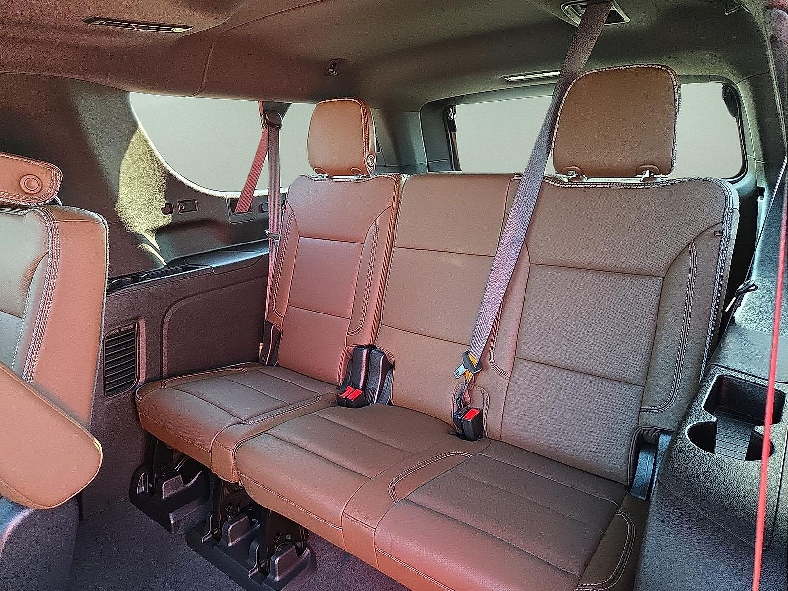 2022 Chevrolet Suburban High Country