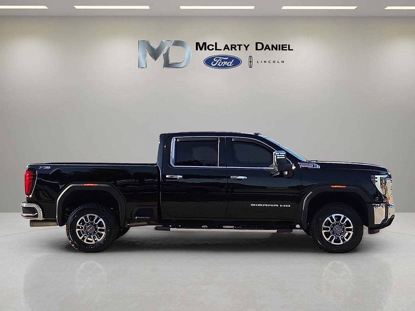 2024 GMC Sierra 2500HD SLT