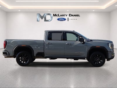 2025 GMC Sierra 2500HD AT4