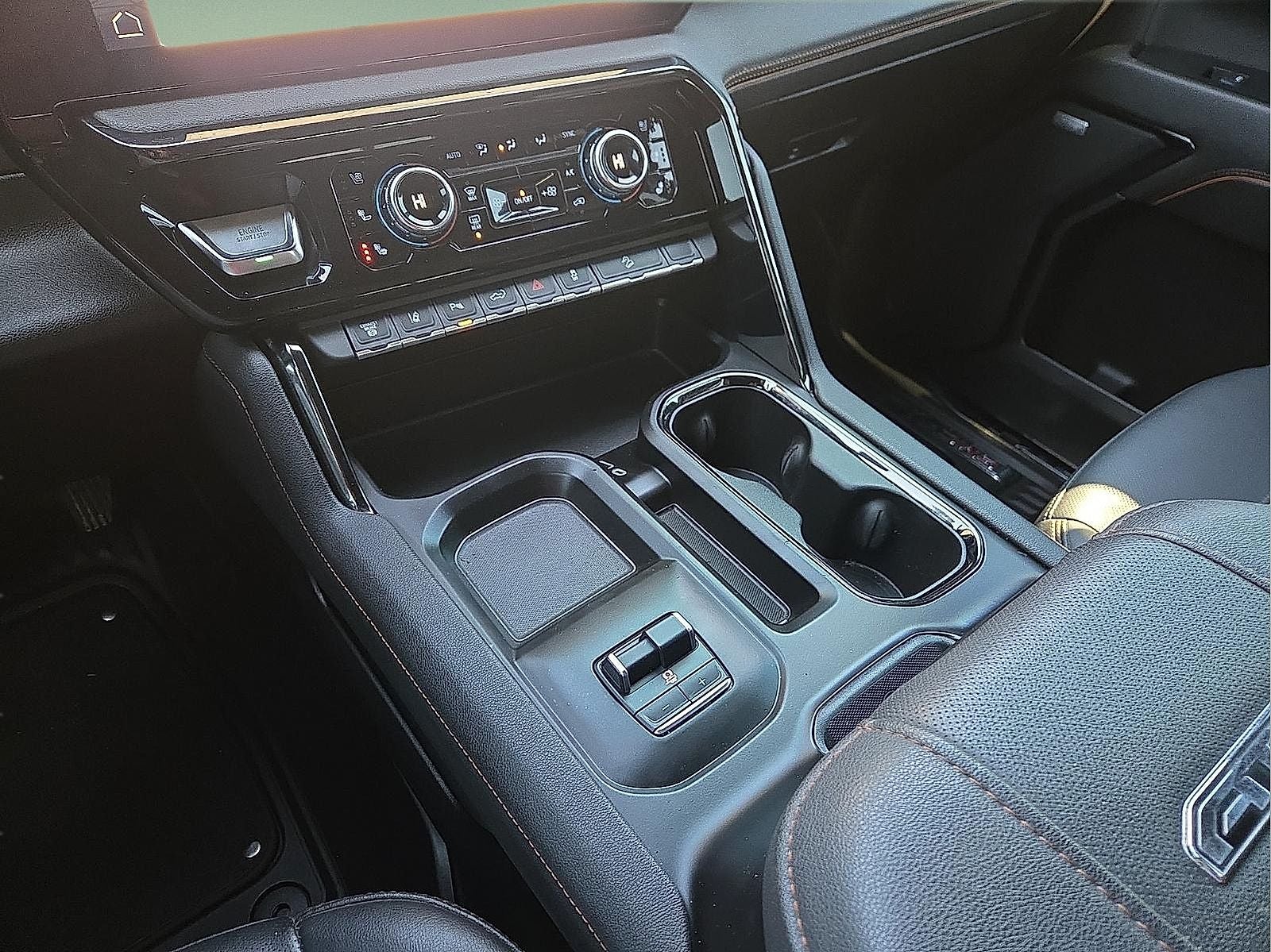 2025 GMC Sierra 2500HD AT4