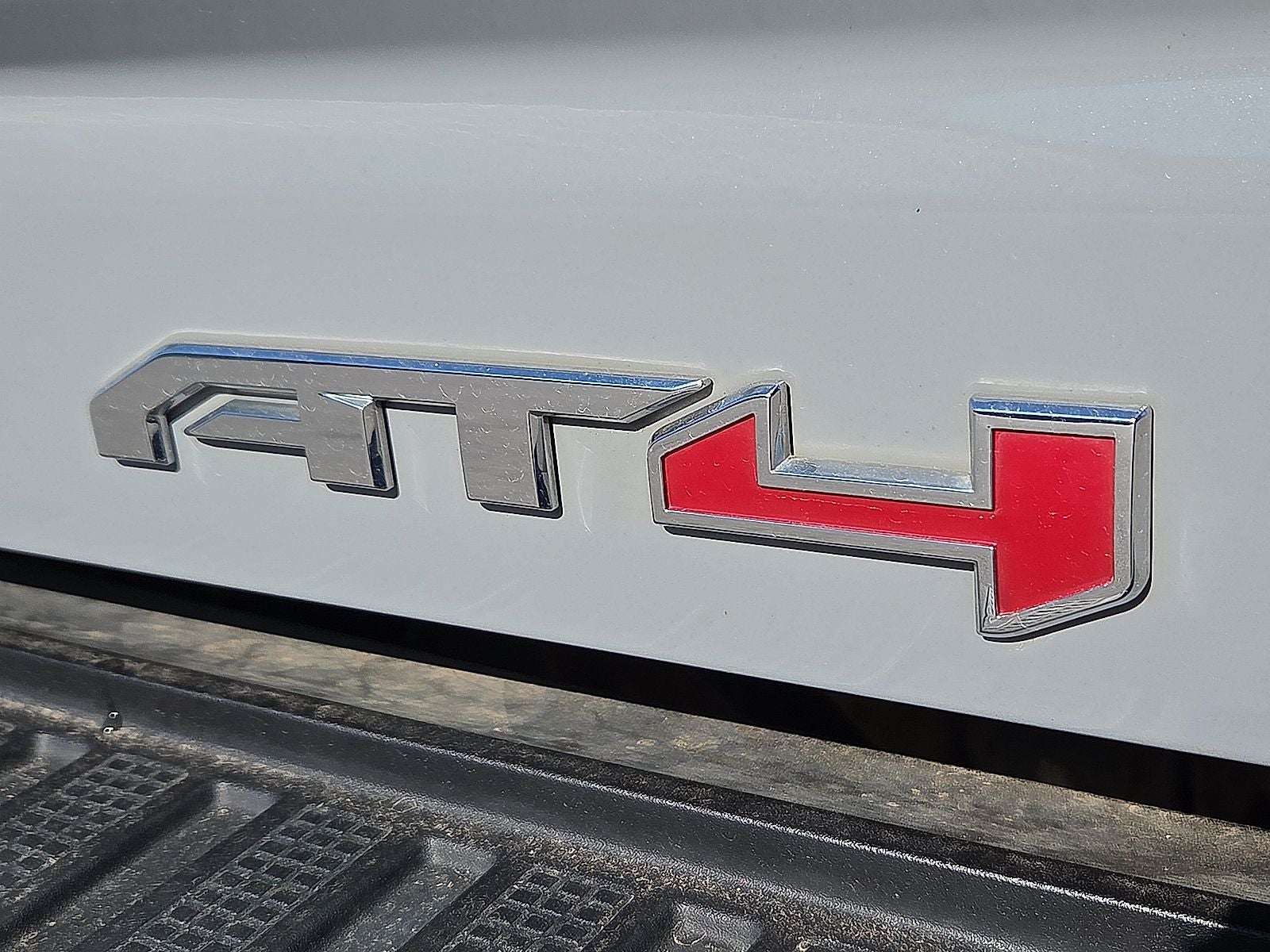 2025 GMC Sierra 2500HD AT4