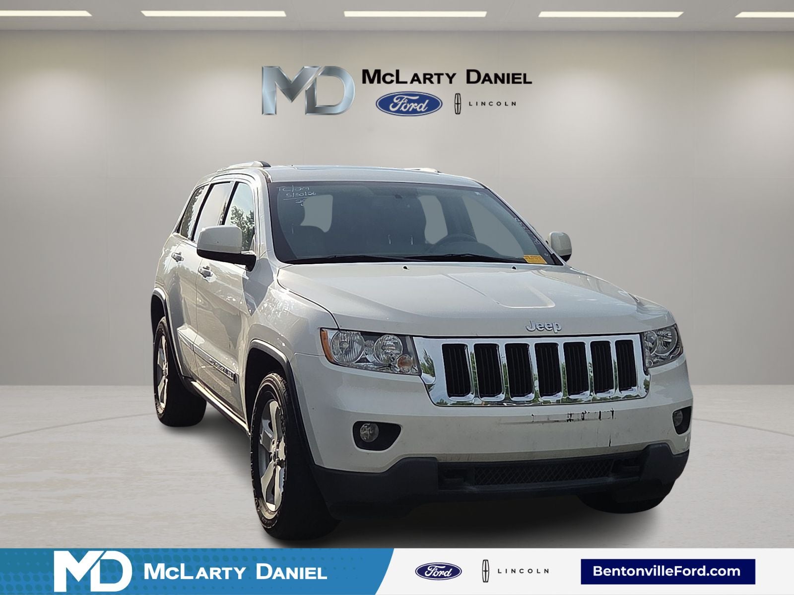 2011 Jeep Grand Cherokee Laredo 4WD's photo