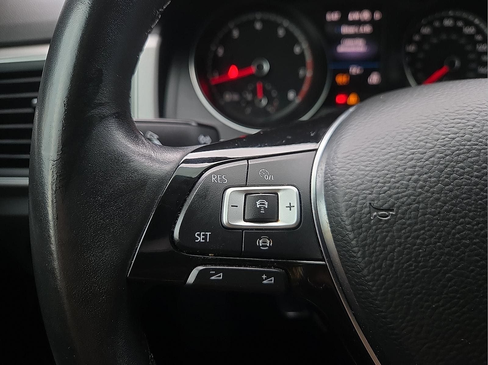2019 Volkswagen Atlas 3.6L V6 SE w/Technology