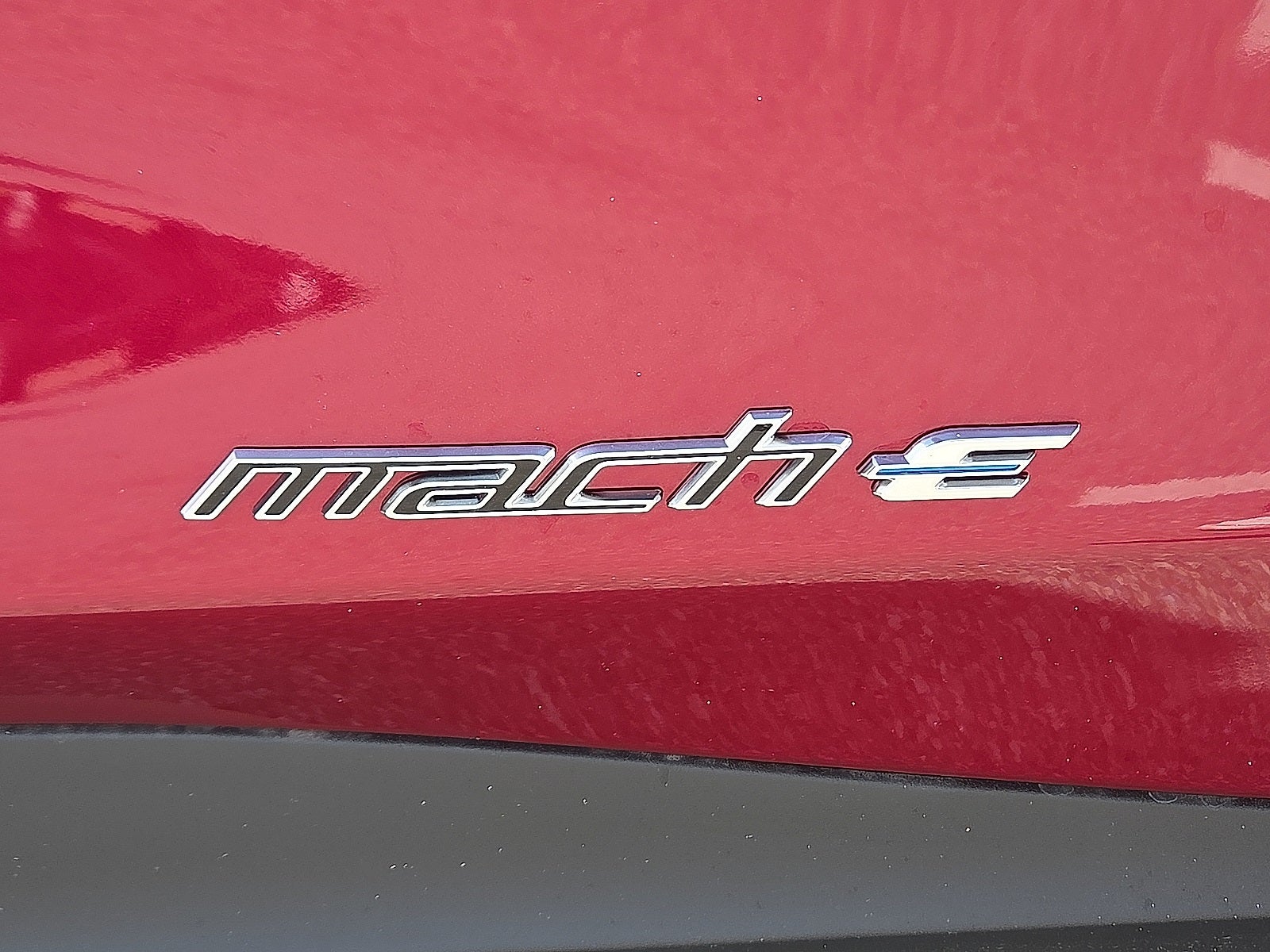 2025 Ford Mustang Mach-E Select