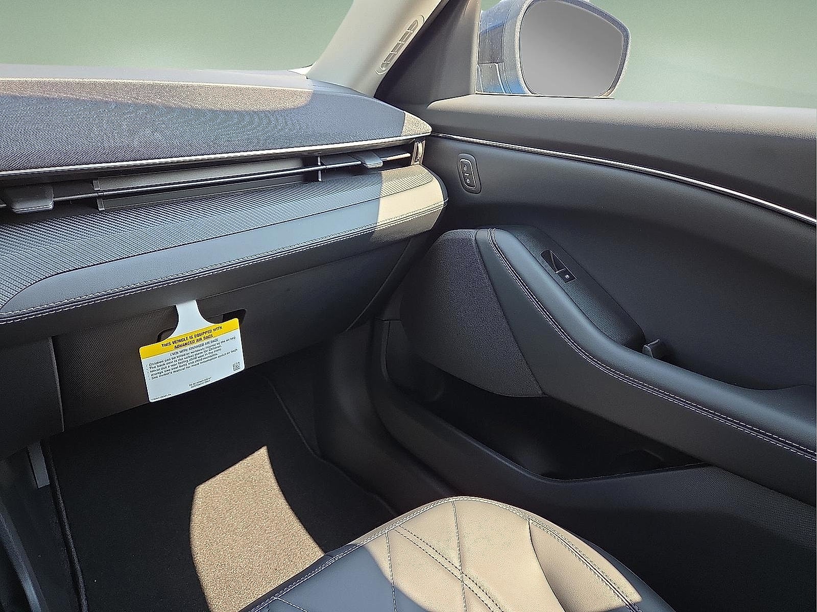 2025 Ford Mustang Mach-E Select