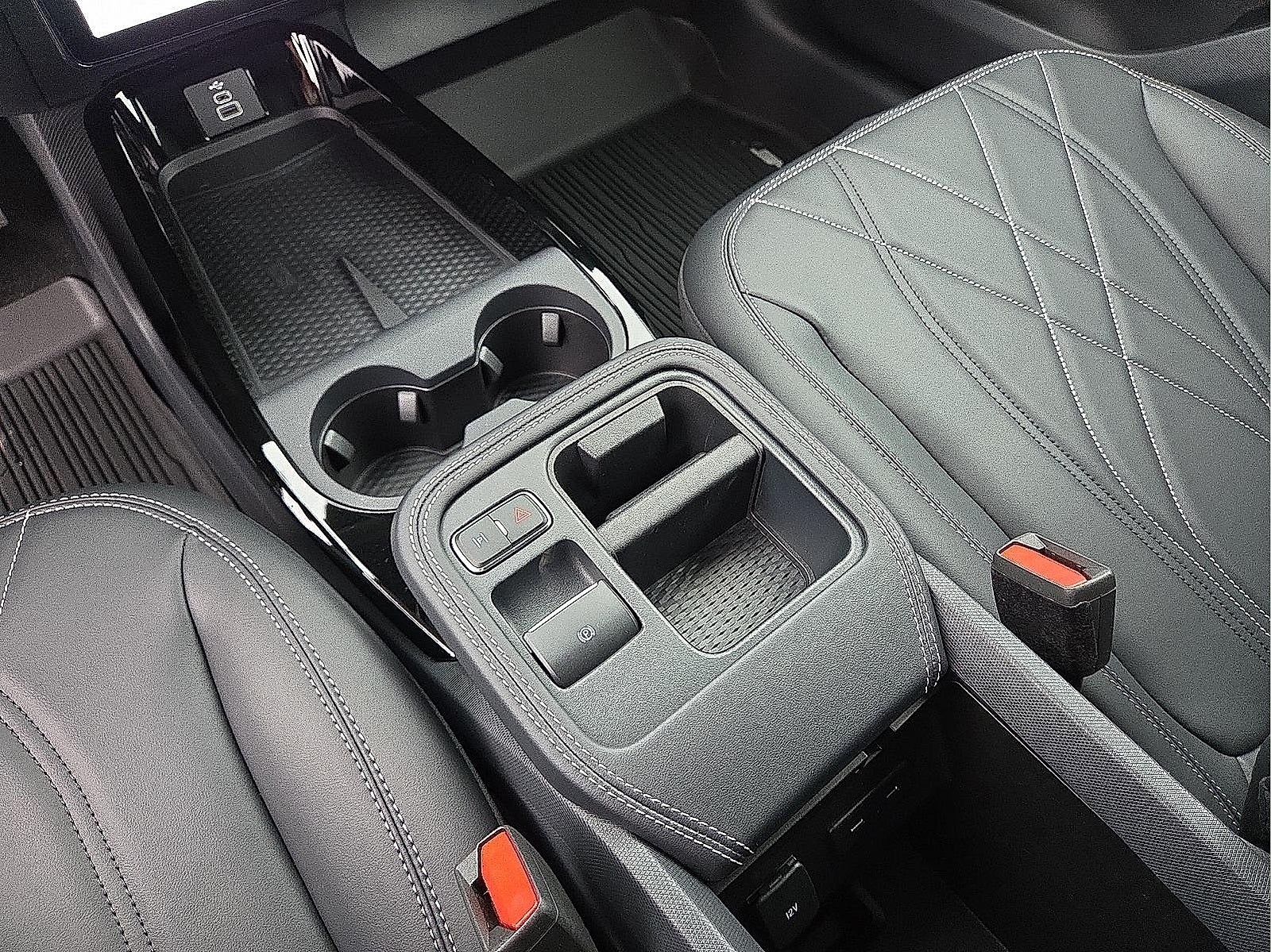 2025 Ford Mustang Mach-E Select