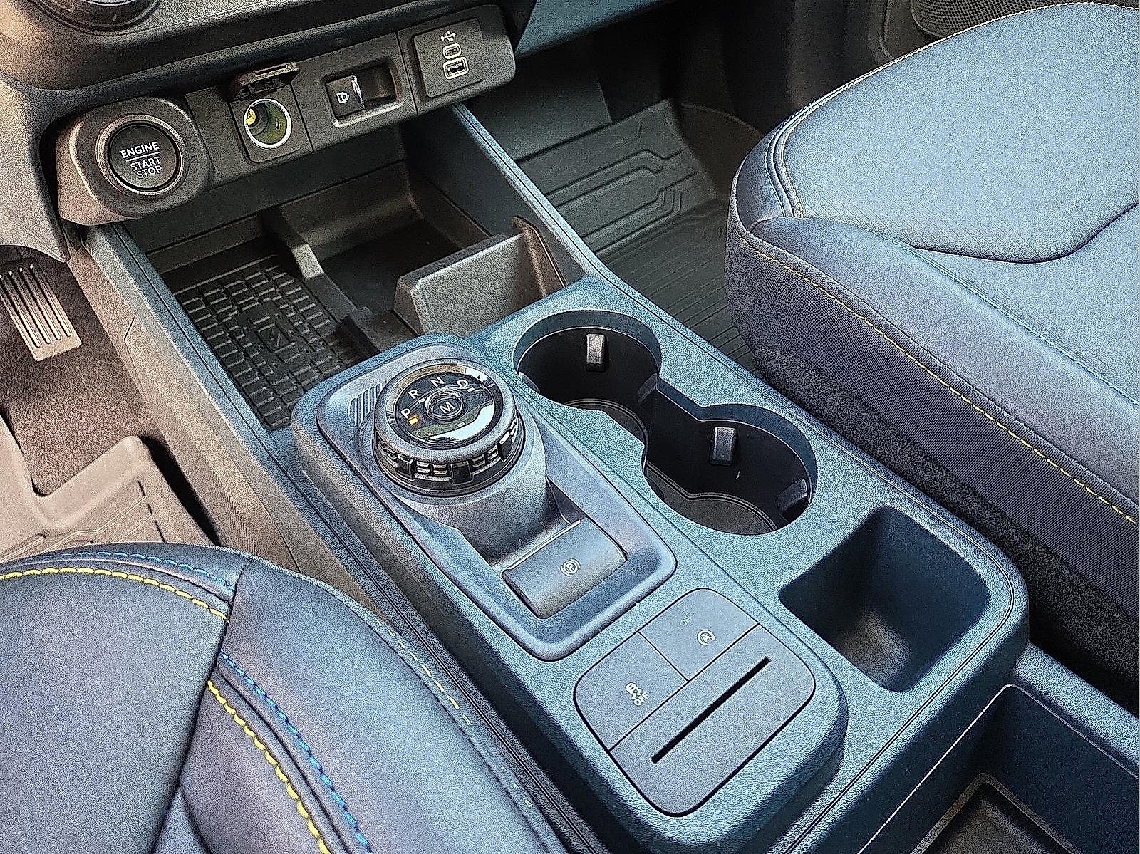 2025 Ford Maverick Lobo High