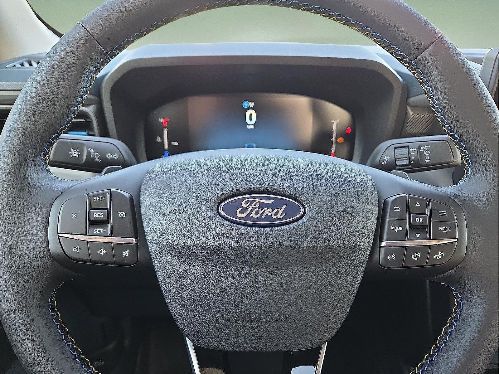 2025 Ford Maverick Lobo Standard