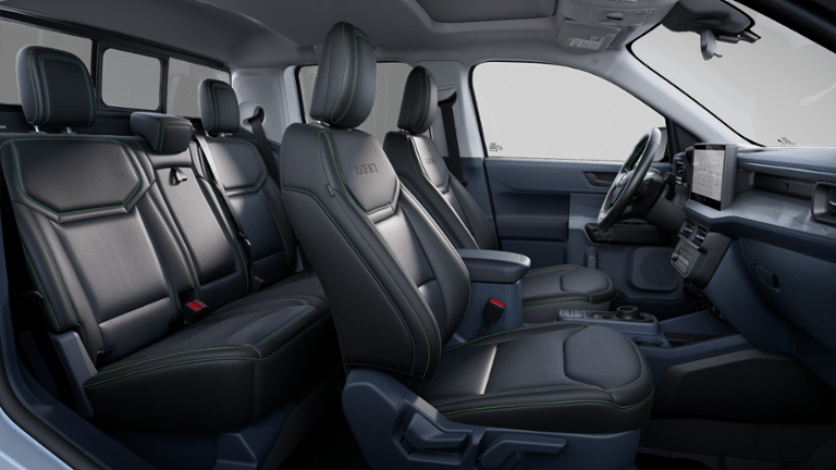 2025 Ford Maverick Lobo Standard