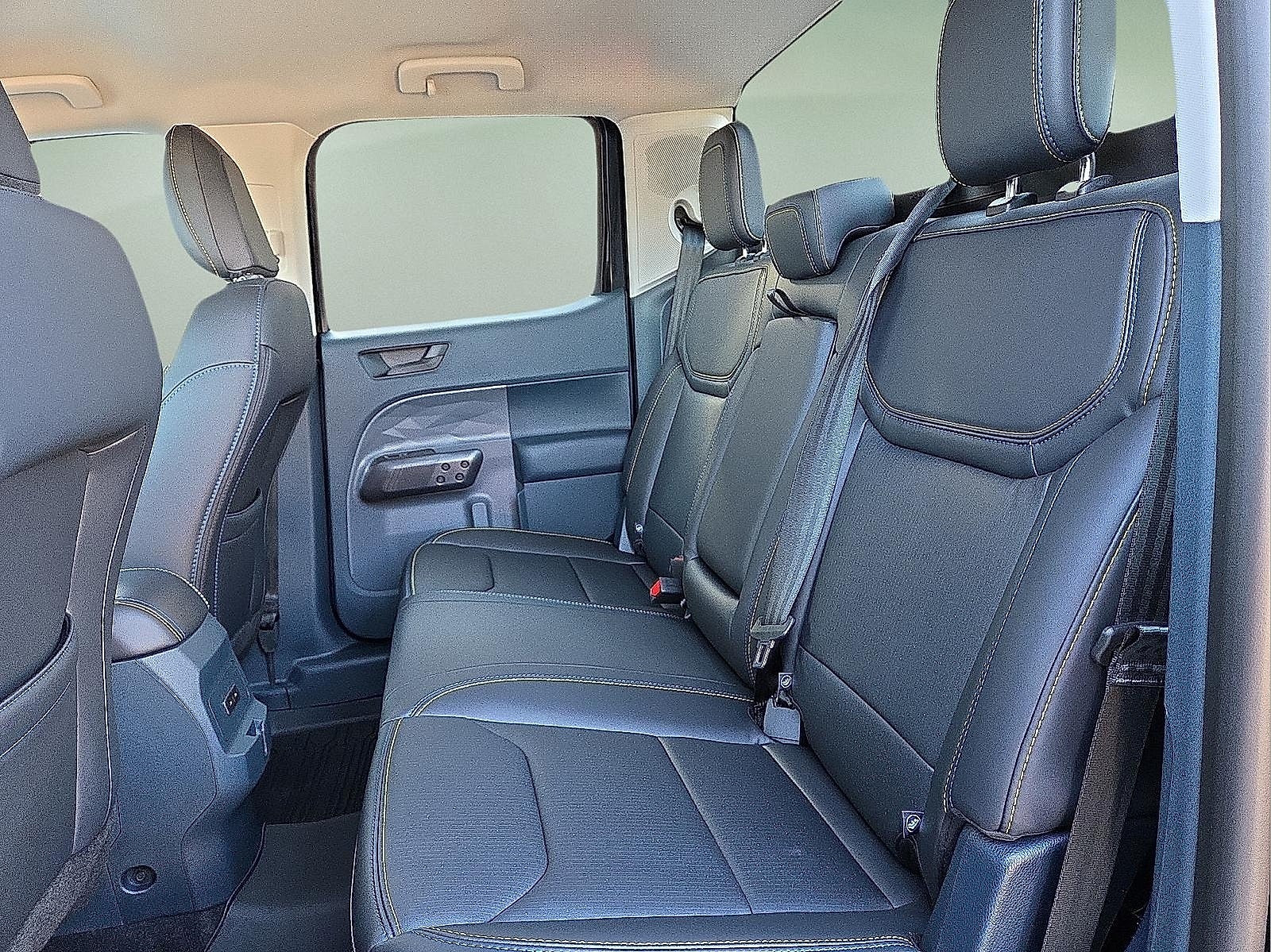 2025 Ford Maverick Lobo Standard