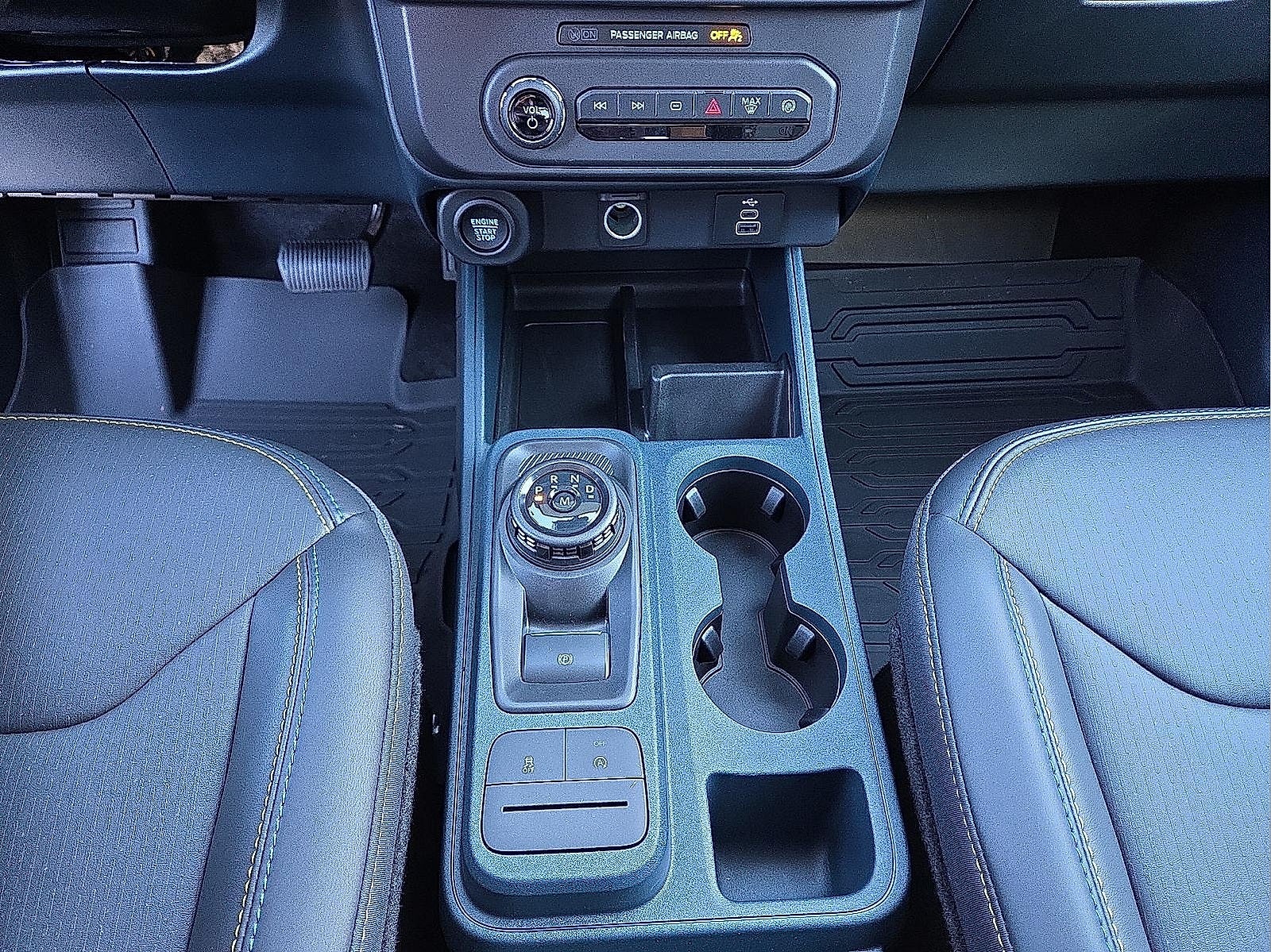 2025 Ford Maverick Lobo Standard