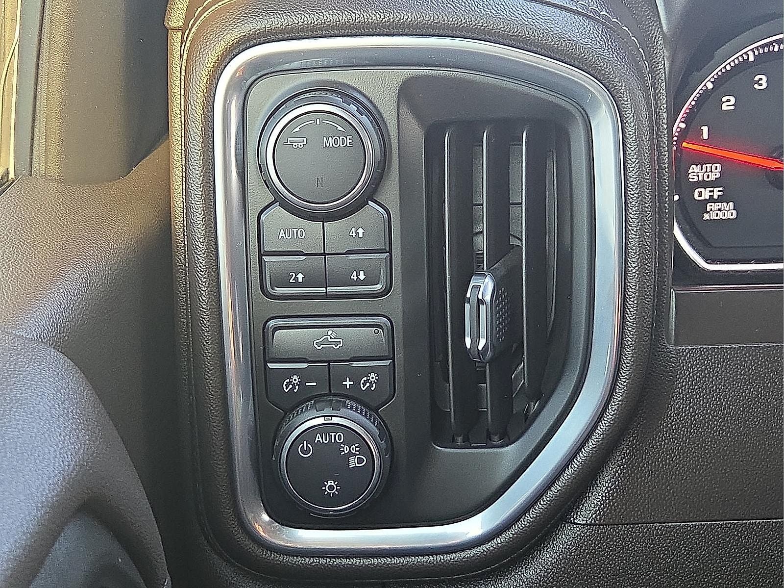 2020 Chevrolet Silverado 1500 LT Texas Edition