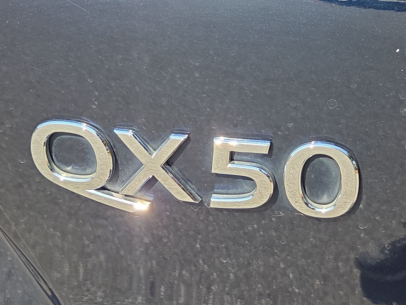 2021 INFINITI QX50 LUXE