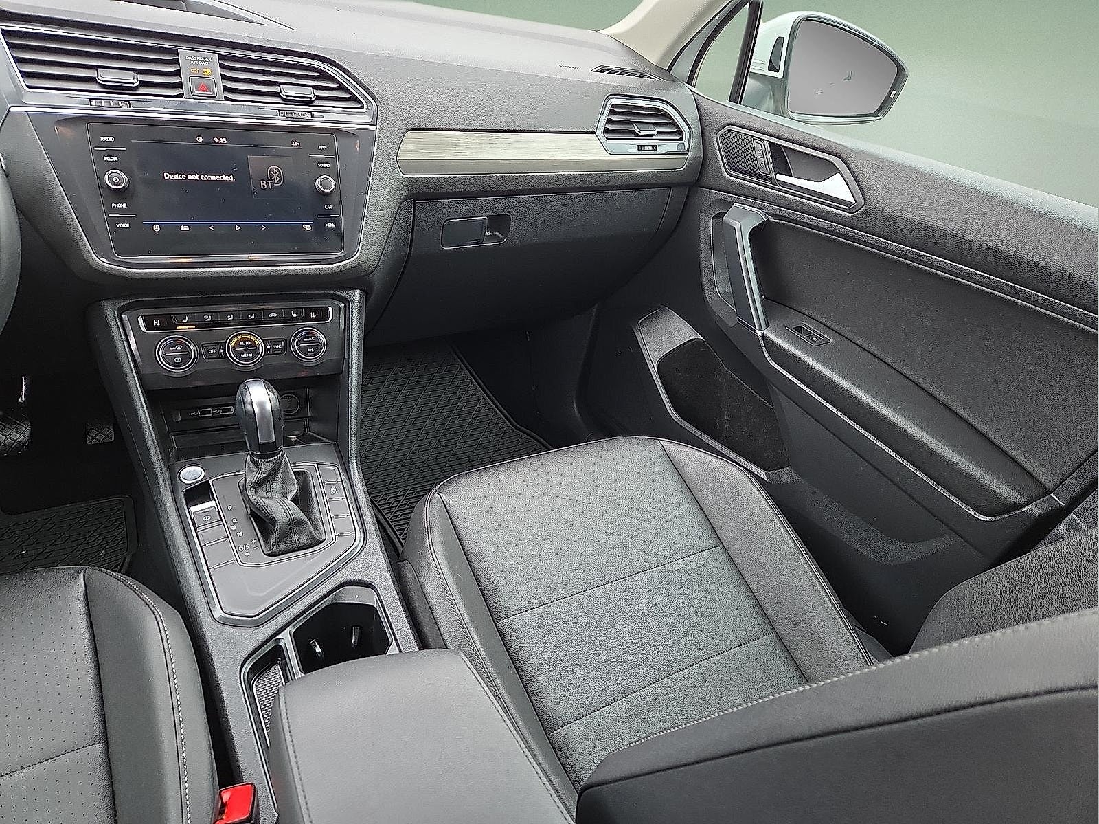 2020 Volkswagen Tiguan 2.0T SE