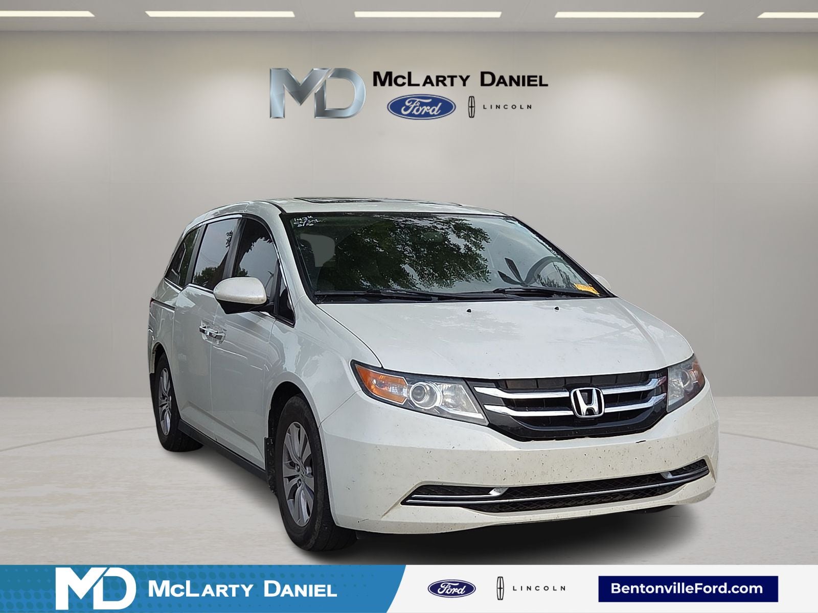 2017 Honda Odyssey EX-L with DVD Rear Entertainment System's photo