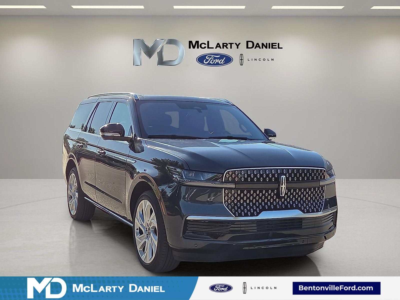 2025 Lincoln Navigator Reserve 4WD's photo