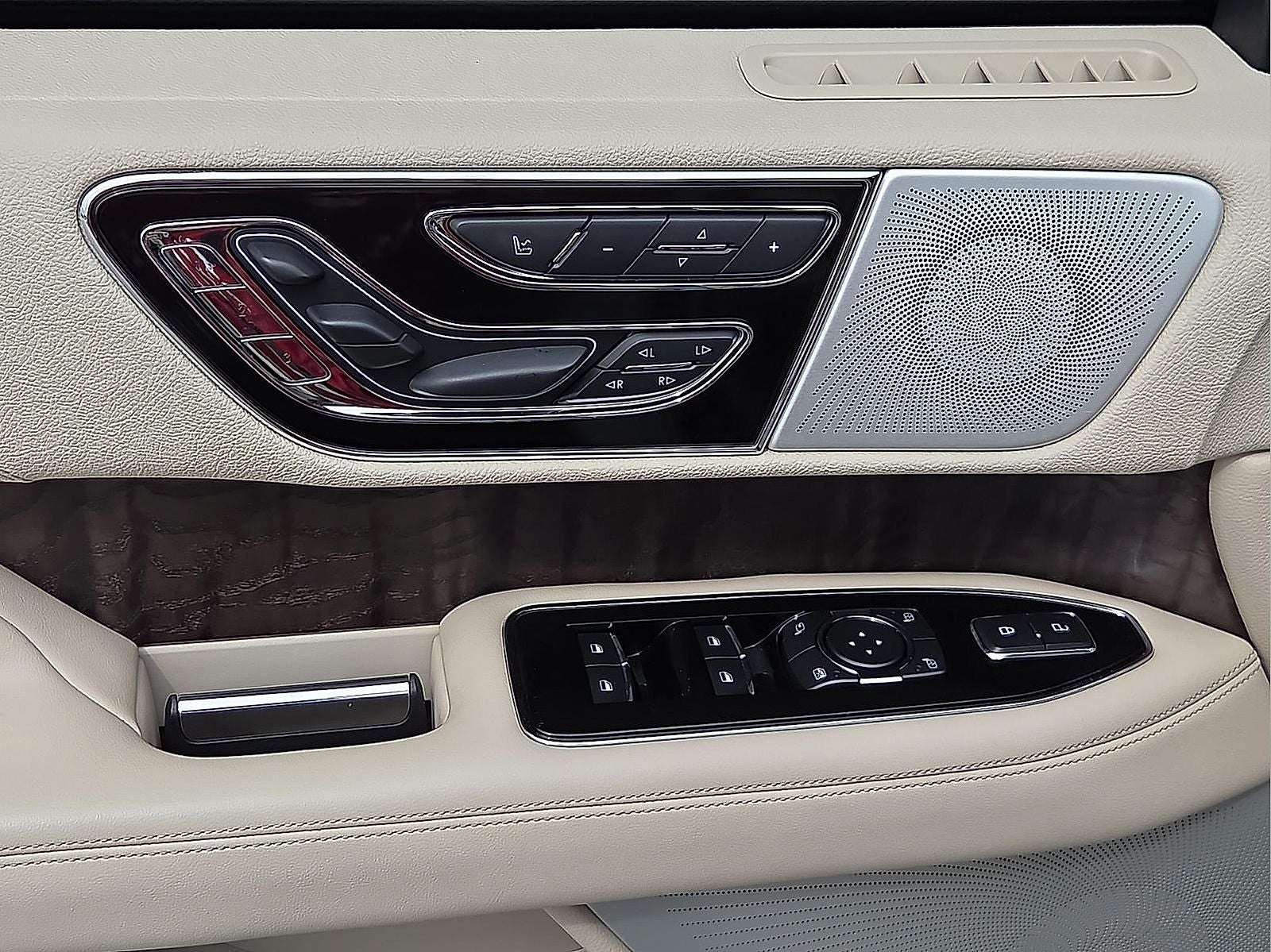 2021 Lincoln Navigator L Reserve