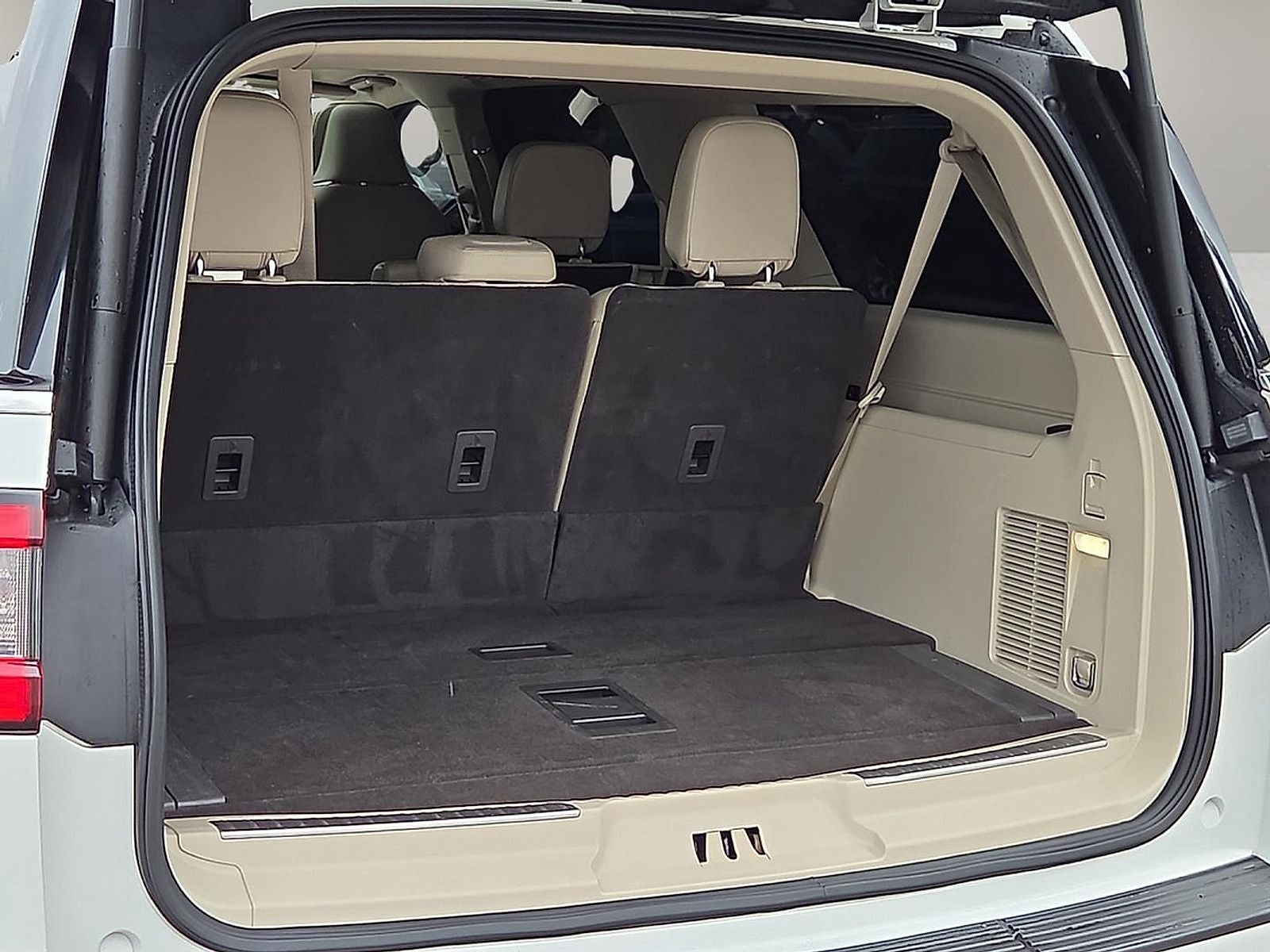 2021 Lincoln Navigator L Reserve
