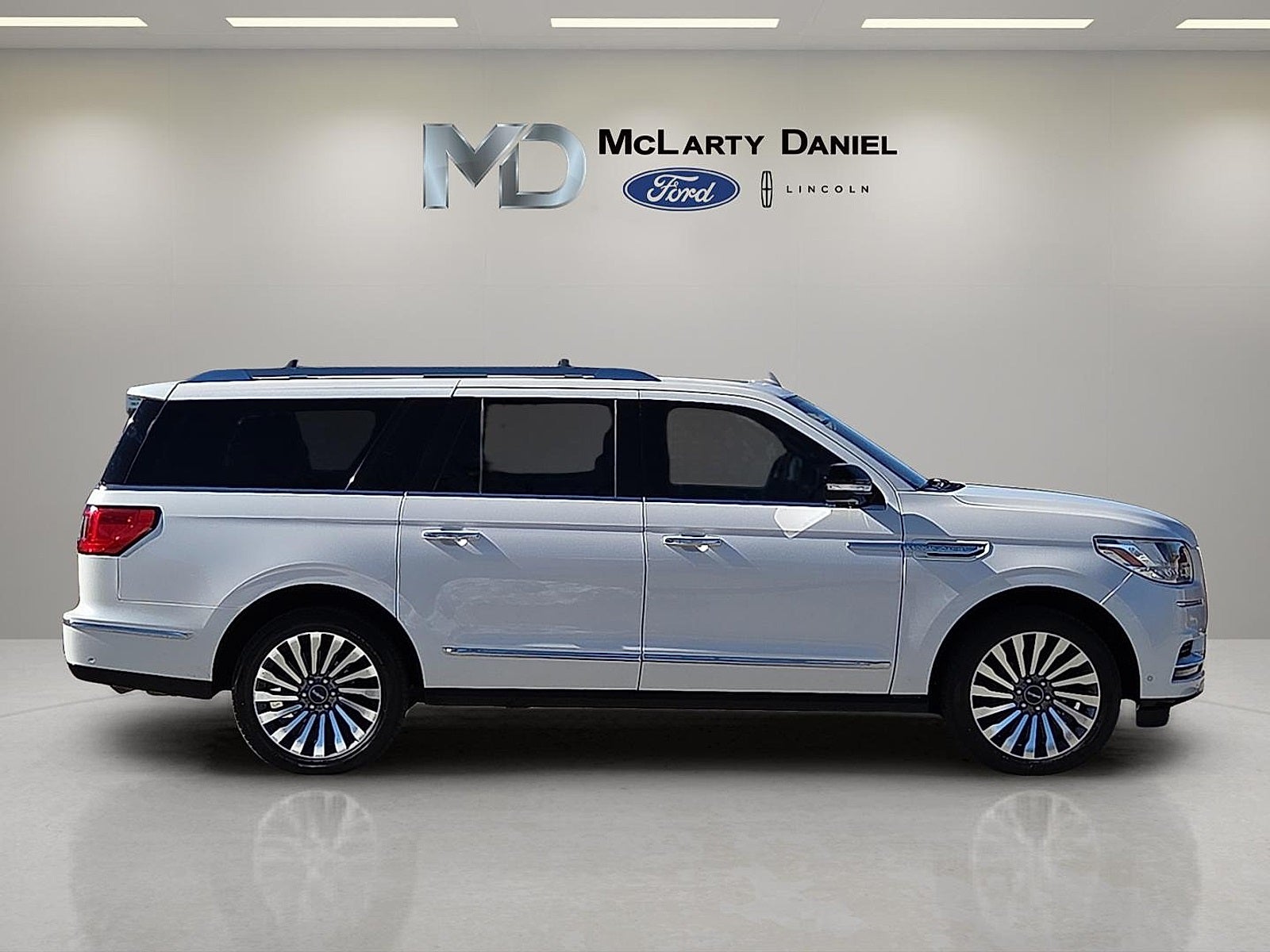 2019 Lincoln Navigator L L Reserve