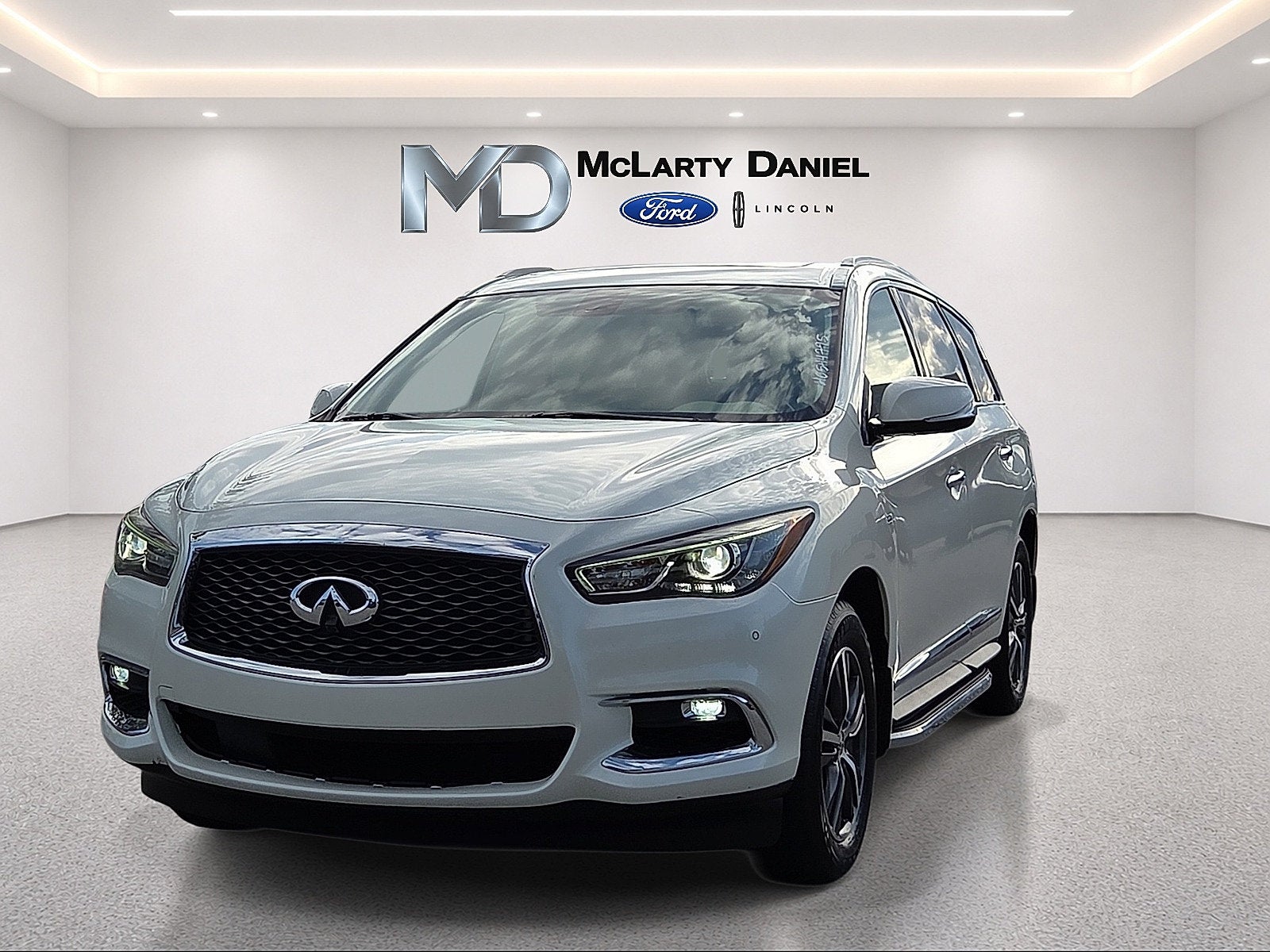 Used 2017 INFINITI QX60 Base with VIN 5N1DL0MN4HC544795 for sale in Bentonville, AR