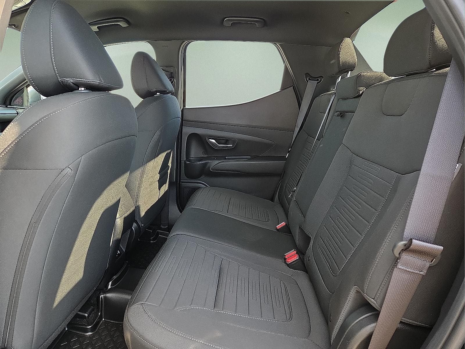 2025 Hyundai Santa Cruz SE