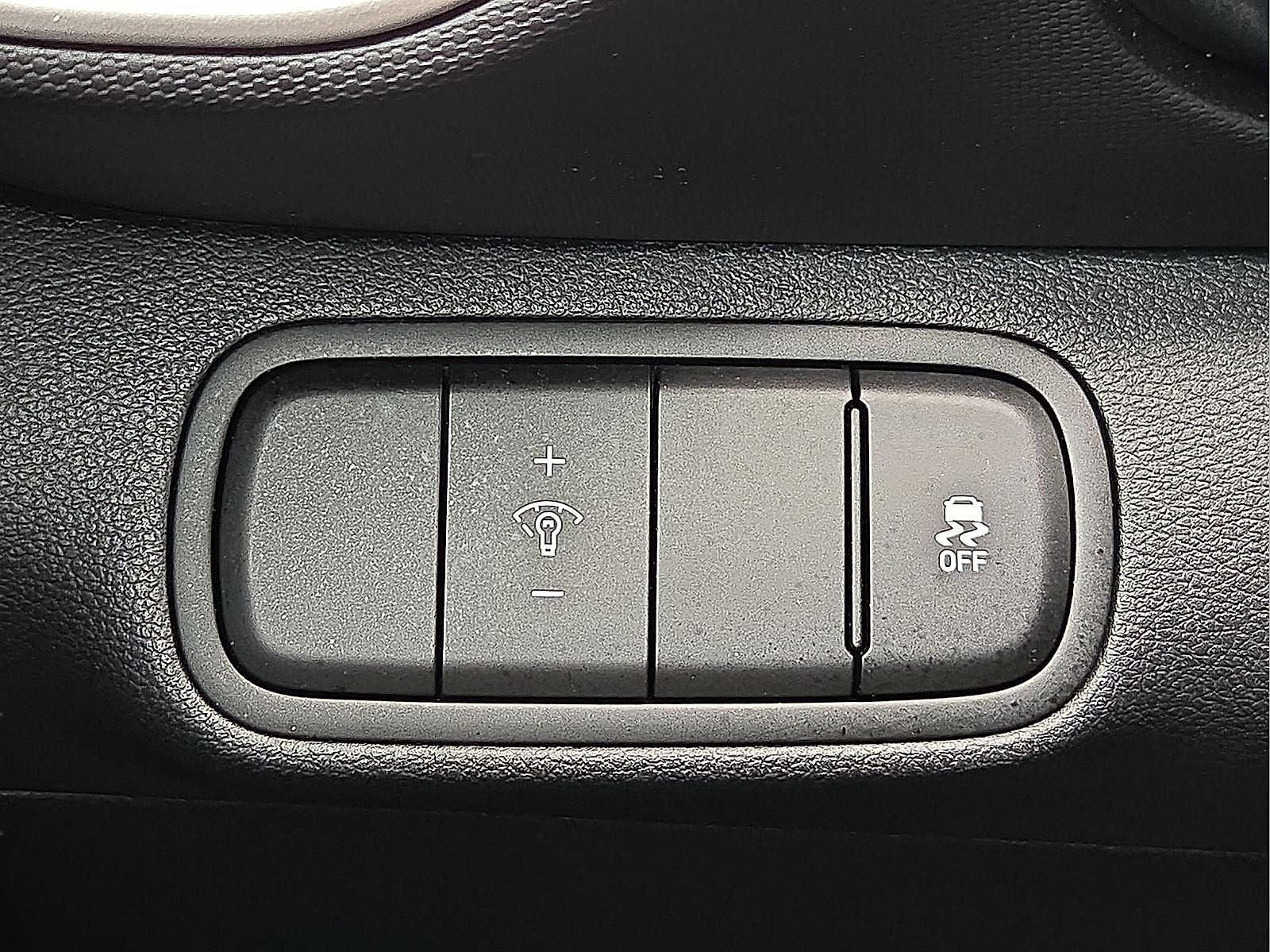 2025 Hyundai Venue SE