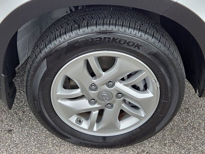 2025 Hyundai Venue SE