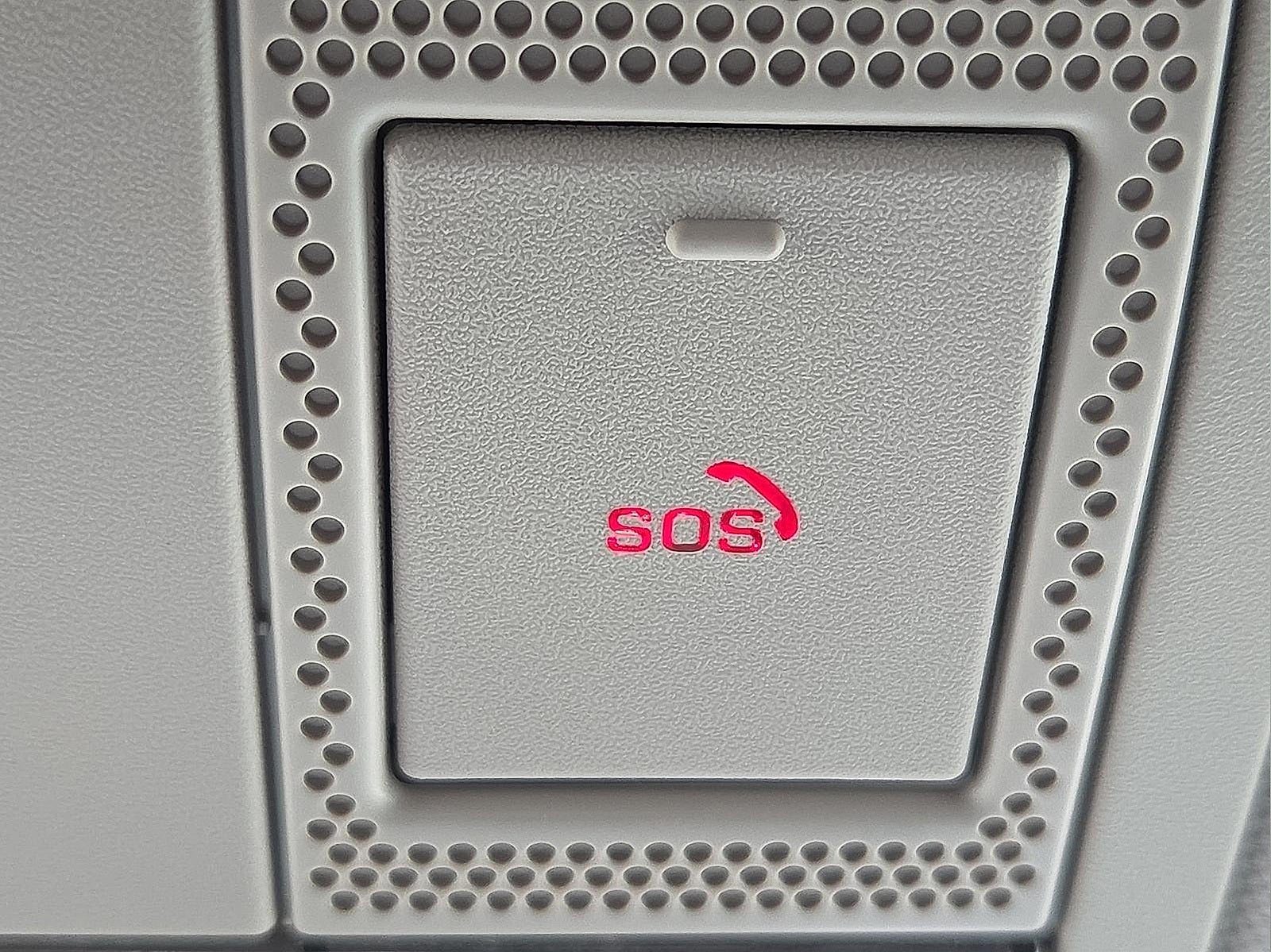 2020 Jaguar E-PACE Base