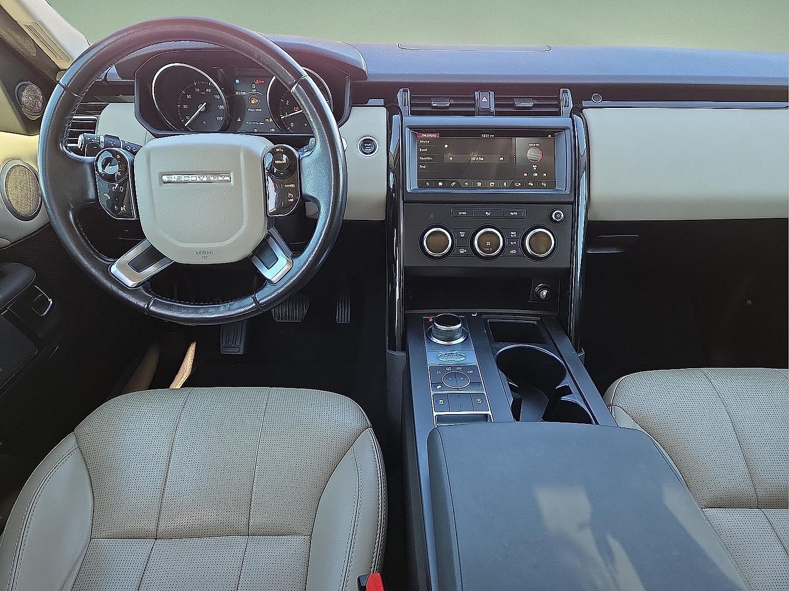 2019 Land Rover Discovery SE