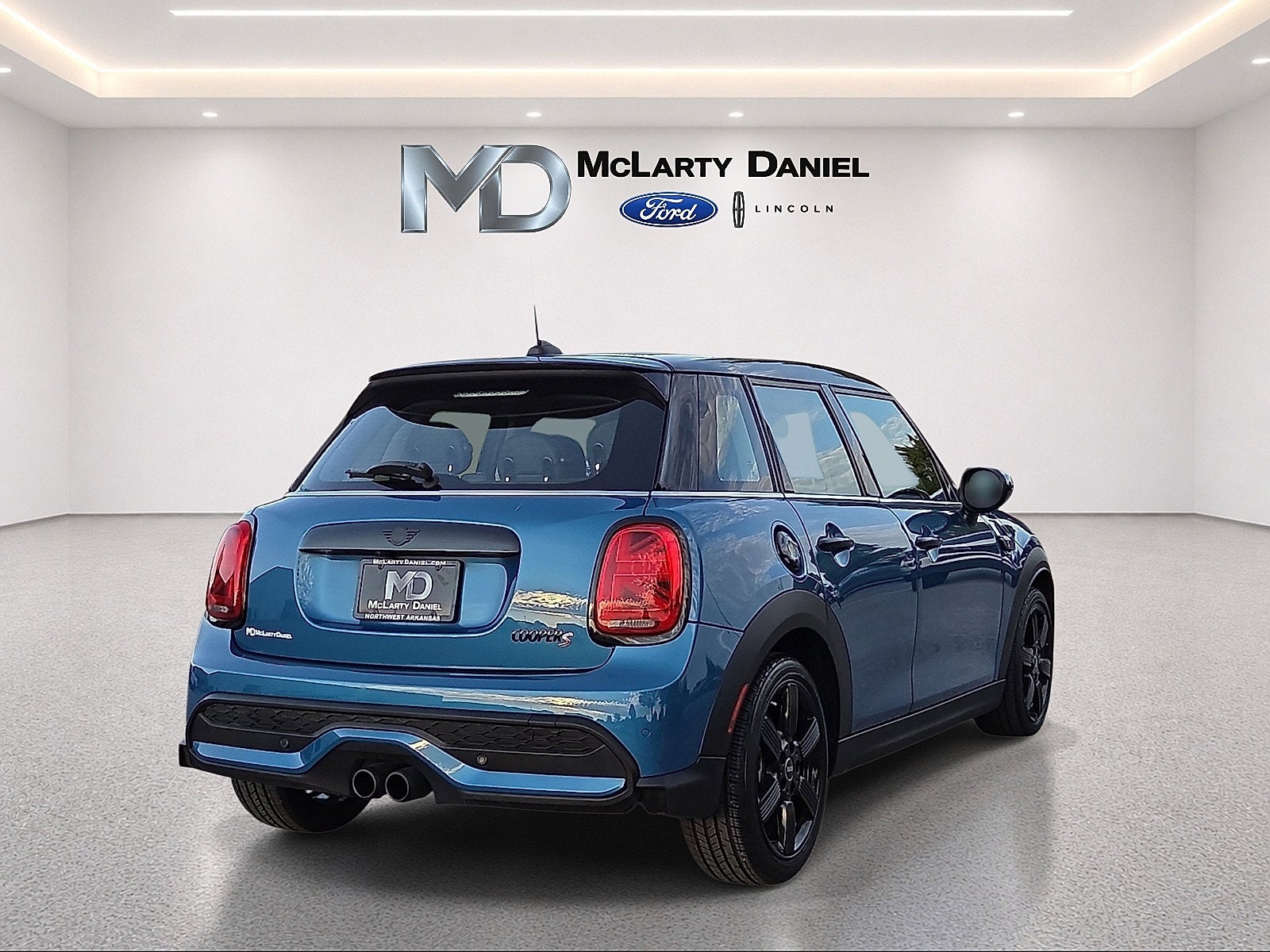 2023 MINI Cooper S Signature